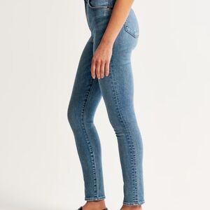 Abercrombie Fitch 
High Rise Super Skinny Jeans